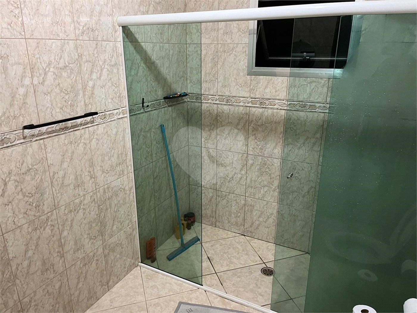 Sobrado à venda com 3 quartos em Jaraguá, São Paulo, SP