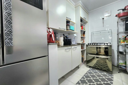 Casa próximo da praia com 3 dormitórios à venda, 128 m² por R$ 1.300.000 - Pompéia - Santos/SP