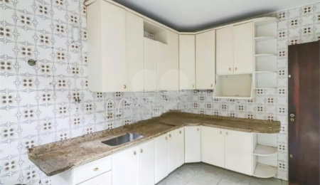 Sobrado à venda com 3 quartos, sendo 1 suíte,  em Jardim Bonfiglioli, São Paulo, SP