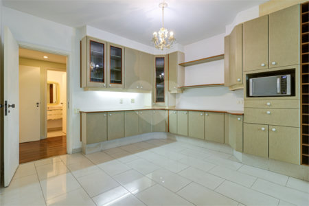 Apartamento à venda com 4 suítes em Alto da Boa Vista, São Paulo, SP