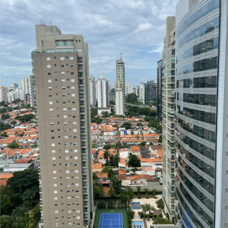 Apartamento à venda com 2 suítes em Cidade Monções, São Paulo, SP