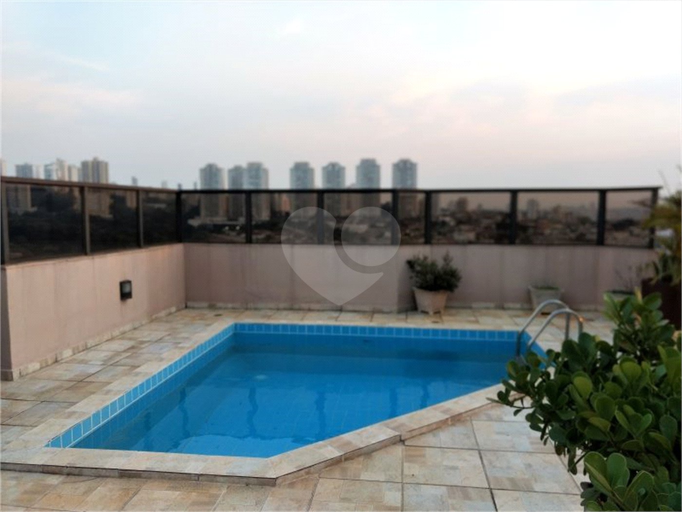Cobertura à venda com 4 quartos, sendo 2 suítes, em Jardim Colombo, São Paulo, SP