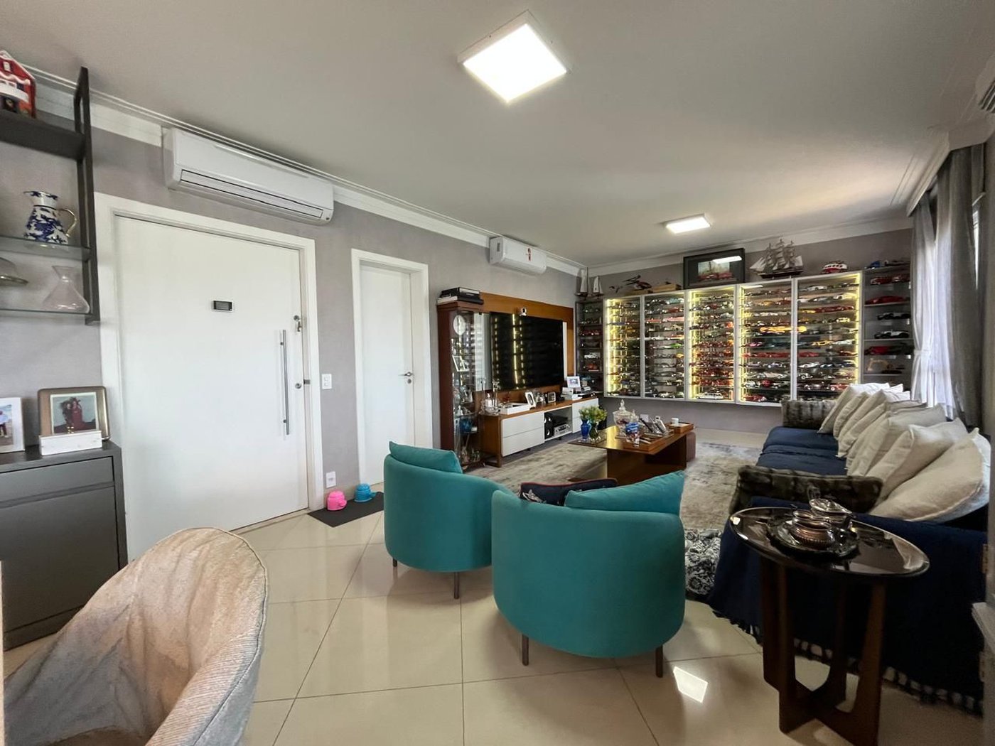 Apartamento com 3 dormitórios à venda, 189 m² por R$ 3.300.000,00 - P. Praia - Santos/SP