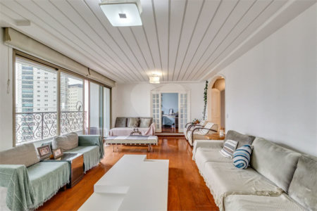 Apartamento à venda com 4 quartos, sendo 2 suítes, em Brooklin, São Paulo, SP
