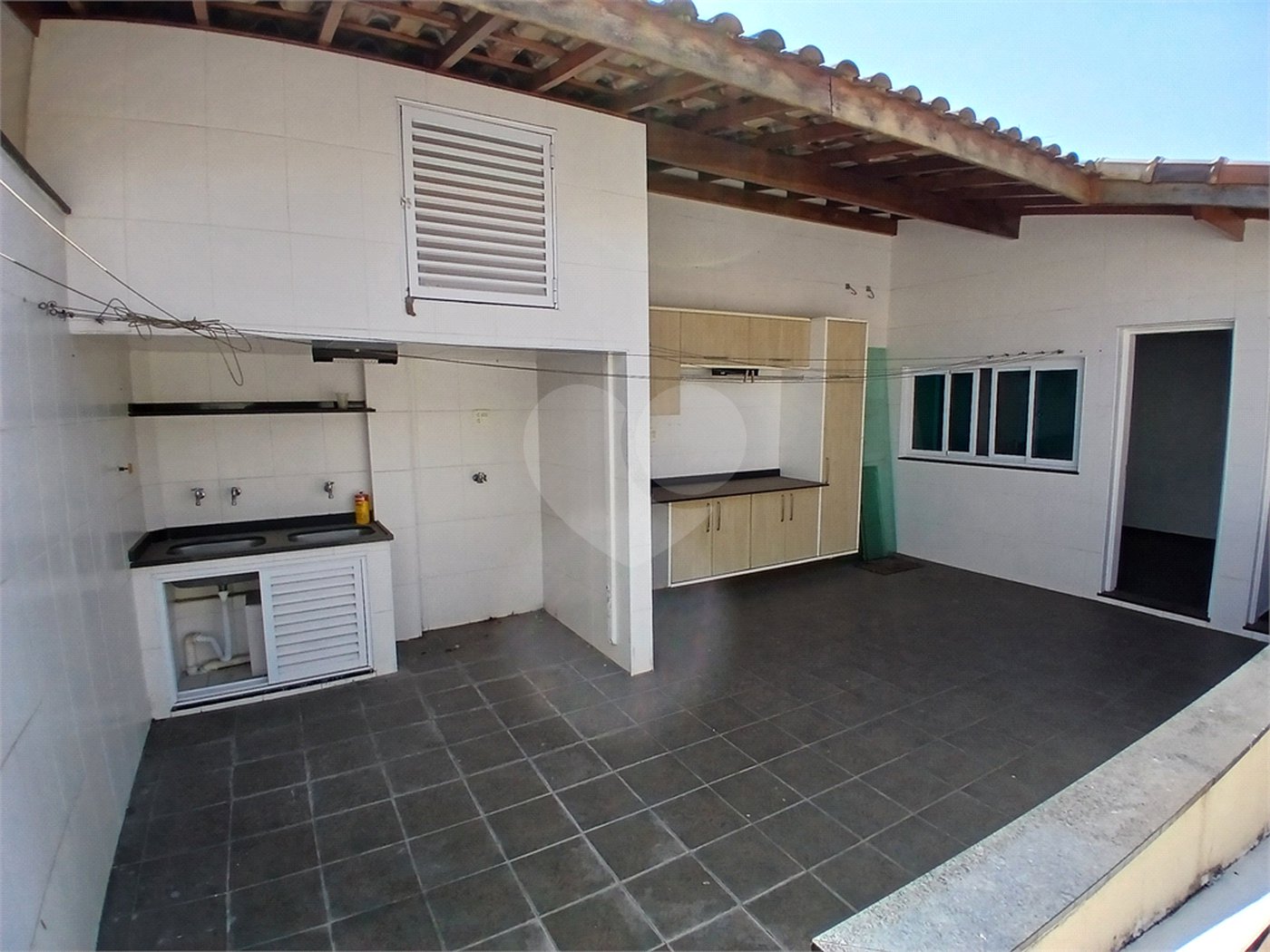 Sobrado à venda com 3 quartos, sendo 1 suíte, em Jardim São Paulo(zona Norte), São Paulo, SP