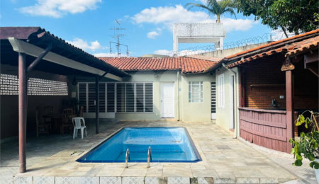 Casa à venda com 4 quartos, sendo 1 suíte,  em Jardim São Bento, São Paulo, SP