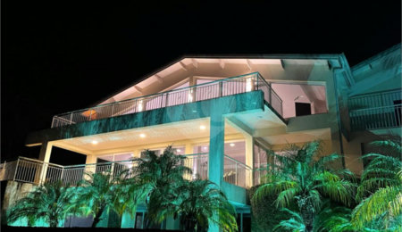 Casa à venda com 6 suítes no condomínio Sausalito, Mairiporã - SP