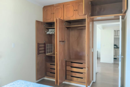 Apartamento com 2 dormitórios à venda, 62 m² por R$ 520.000,00 - Gonzaga - Santos/SP
