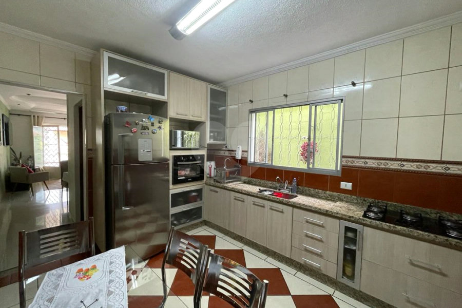 Sobrado à venda com 4 quartos, sendo 1 suíte,  em Pirituba, São Paulo, SP