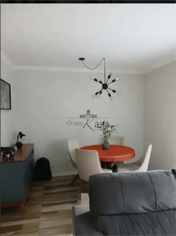 Casa de Vila à venda com 2 suítes no condomínio Parque Ipê Vermelho, Sorocaba - SP