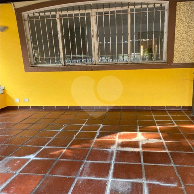 Sobrado à venda com 3 quartos em Jardim Peri, São Paulo, SP