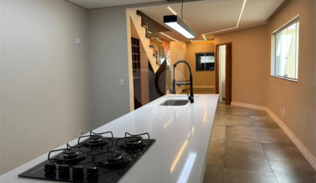 Sobrado à venda com 4 quartos, sendo 1 suíte, em Casa Verde, São Paulo, SP