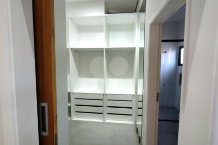 Casa à venda com 3 suítes no condomínio Residencial Golden Ville, Itapetininga - SP