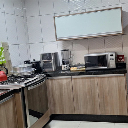 Sobrado à venda com 3 quartos, sendo 2 suítes, em Vila Aparecida, São Paulo, SP