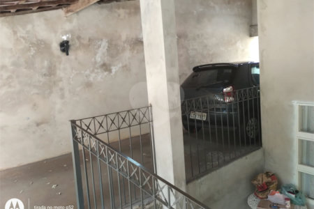 Casa à venda com 3 quartos em Santa Eudóxia, São Carlos, SP
