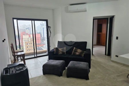 Apartamento à venda com 2 quartos em Vila Olímpia, São Paulo, SP