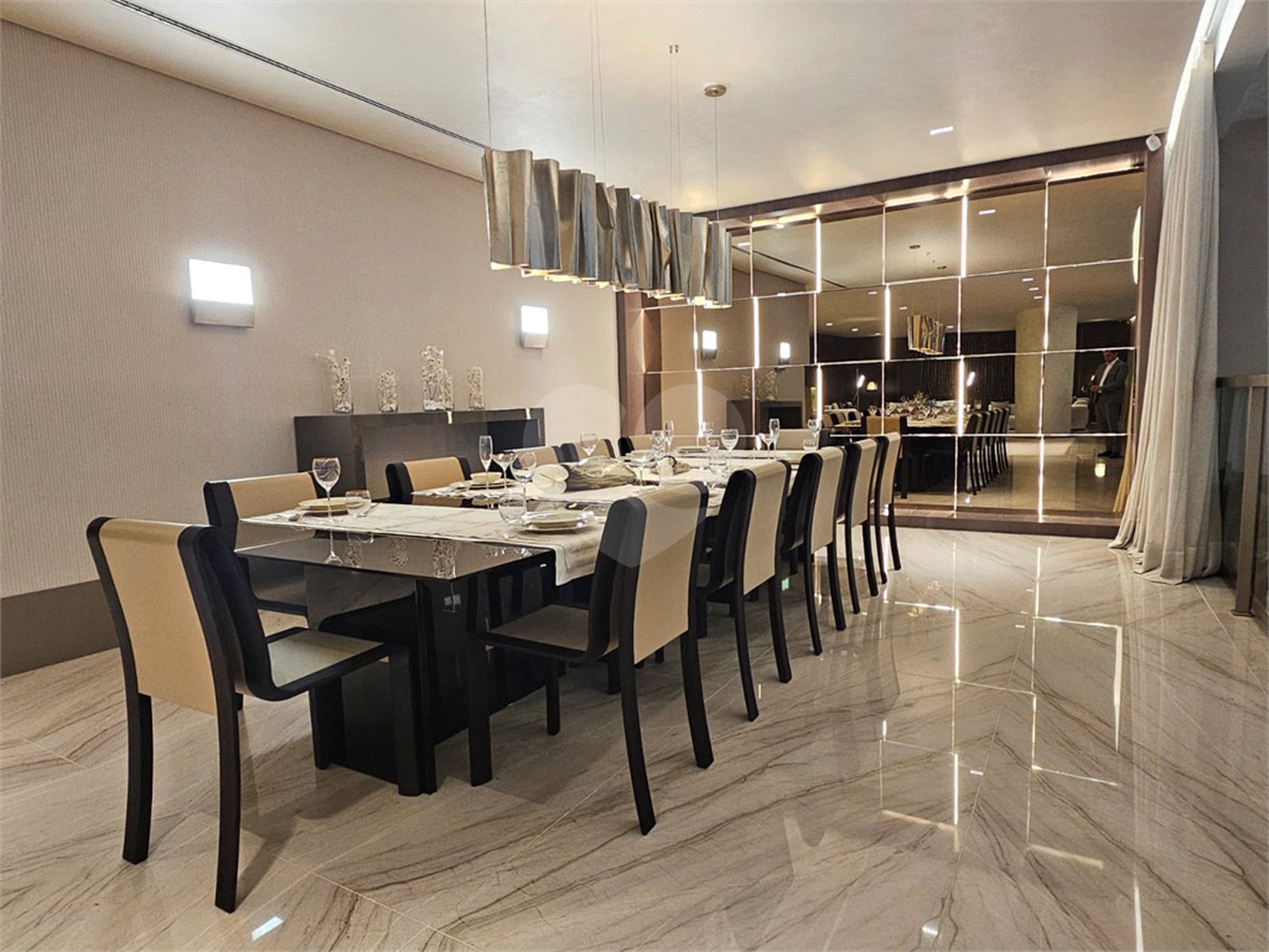 Apartamento à venda com 4 suítes em Cidade Jardim, São Paulo, SP