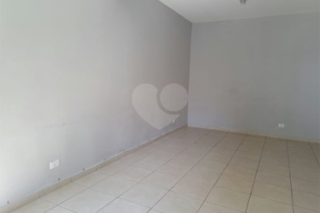 Casa Térrea para alugar com 1 quarto, sendo 3 suítes,  em Indianópolis, São Paulo, SP