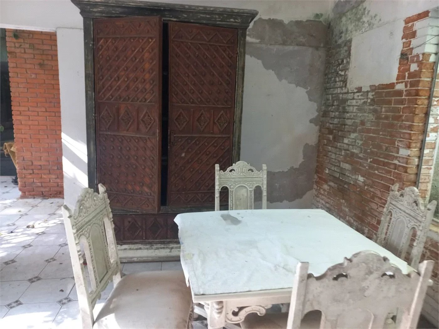 Casa à venda com 3 quartos, sendo 2 suítes,  em Morumbi, São Paulo, SP