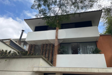 Casa de Vila à venda com 4 suítes em Morumbi, São Paulo, SP