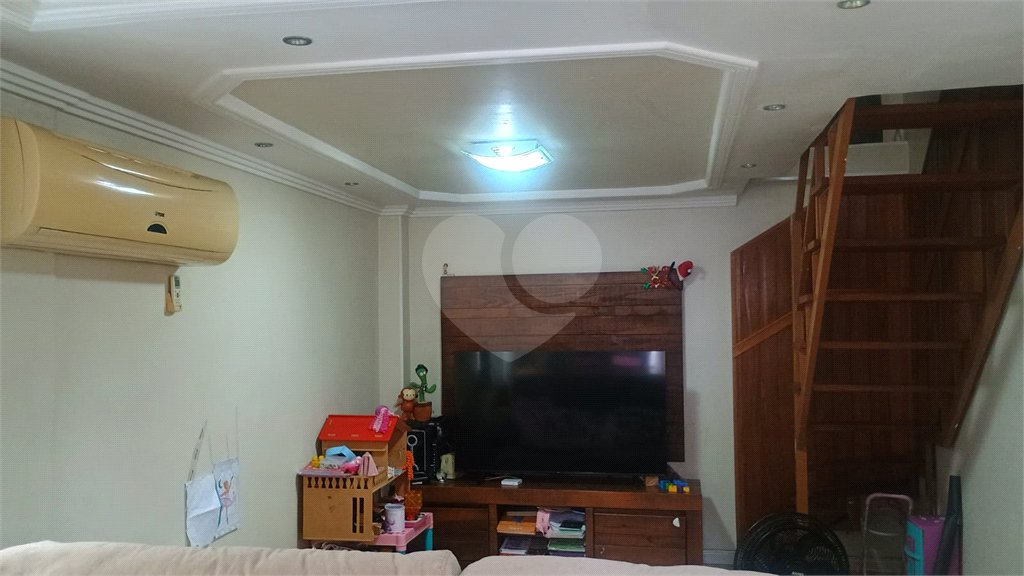 Villagio à venda com 3 quartos em Senador Vasconcelos, Rio de Janeiro, RJ