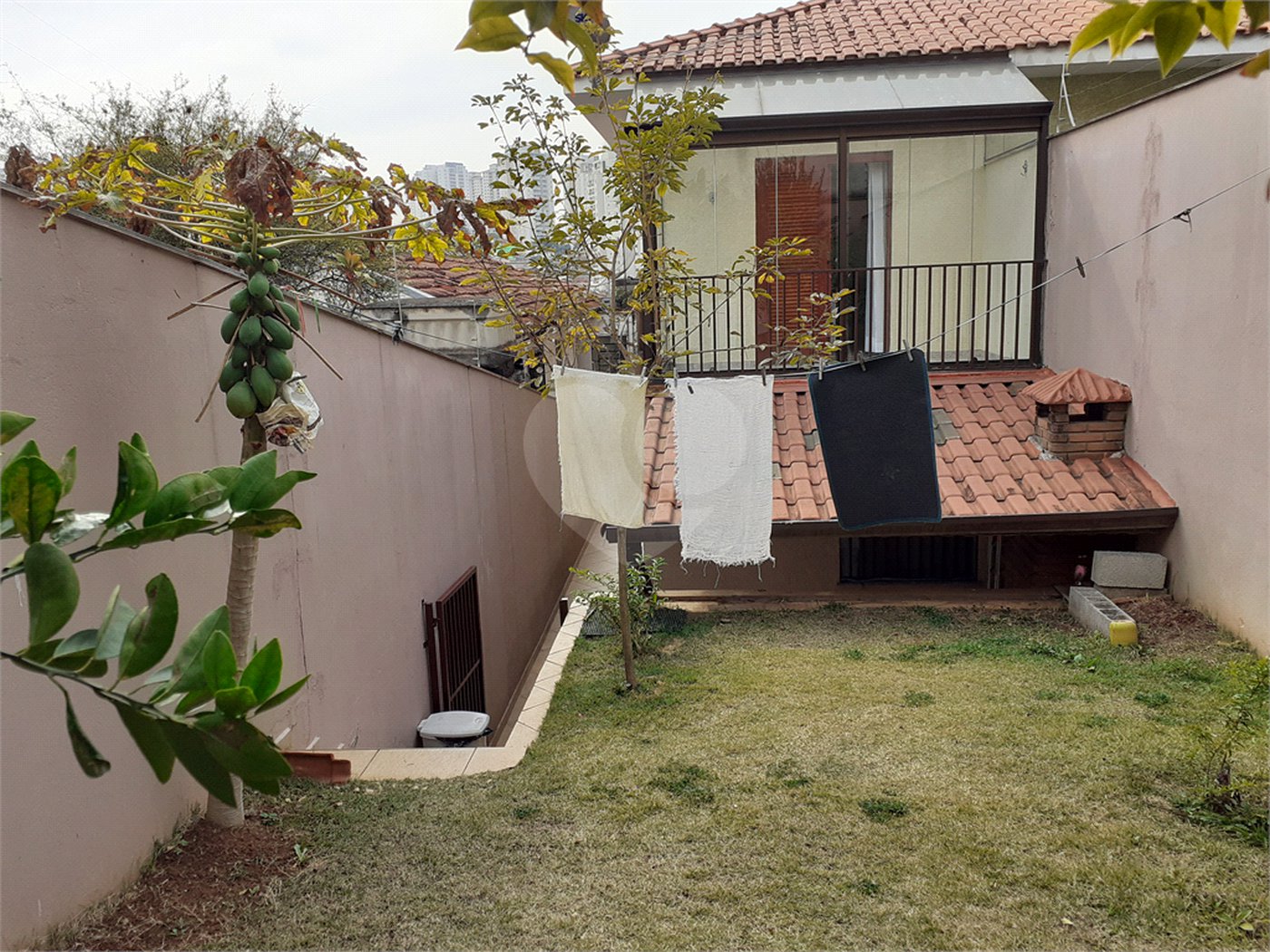 Sobrado à venda com 3 suítes em Vila Mariza Mazzei, São Paulo, SP