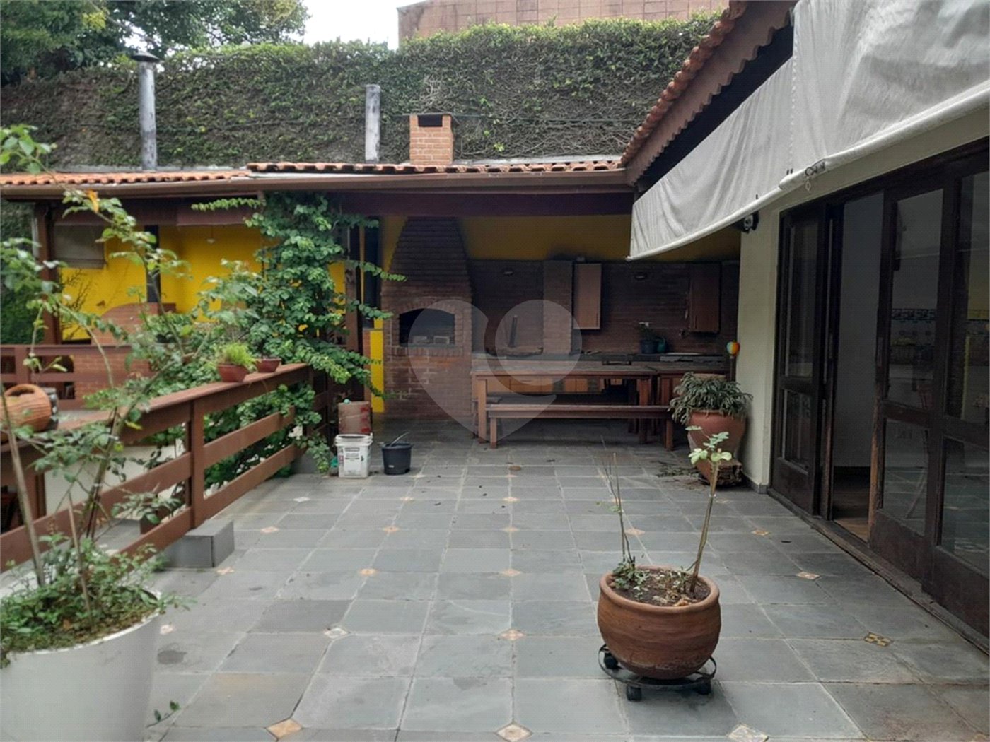 Casa à venda com 6 quartos, sendo 3 suítes, em Rolinópolis, São Paulo, SP