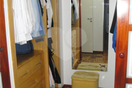 Apartamento à venda com 3 quartos, sendo 1 suíte, em Itaim Bibi, São Paulo, SP