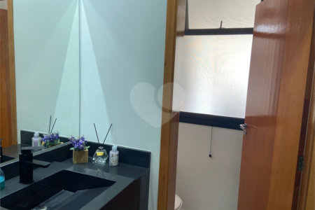 Casa à venda com 3 suítes no condomínio Terras de Santa Teresa, Itupeva - SP