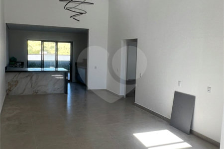 Casa à venda ou para alugar com 3 suítes em Residencial Vila Victoria, Itupeva, SP