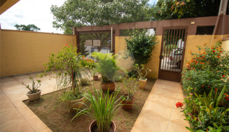 Casa à venda com 3 quartos, sendo 1 suíte, em Jardim Bela Vista, Araçariguama, SP