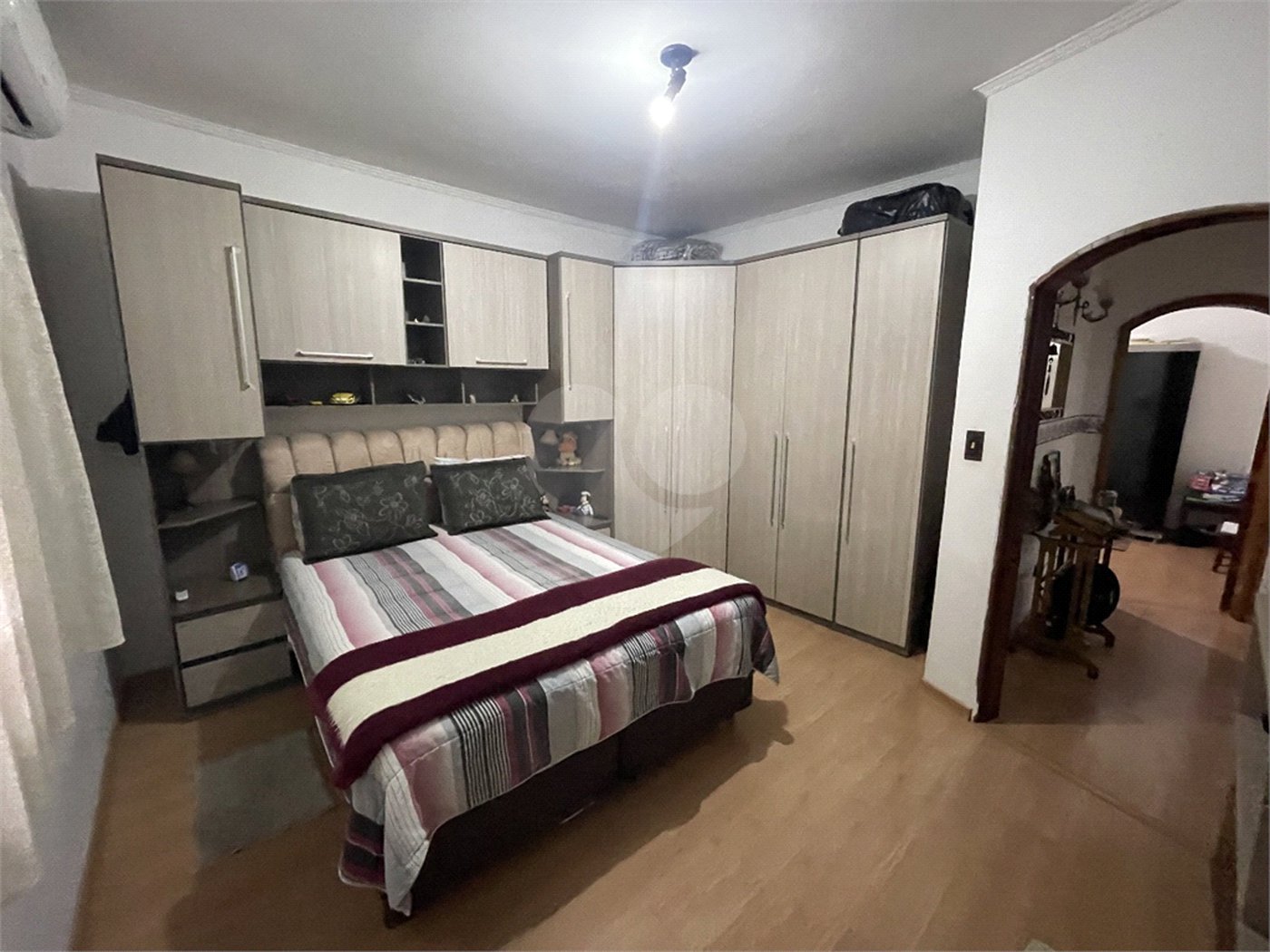 Casa à venda com 2 quartos, sendo 1 suíte, em Vila Angélica, Sorocaba, SP