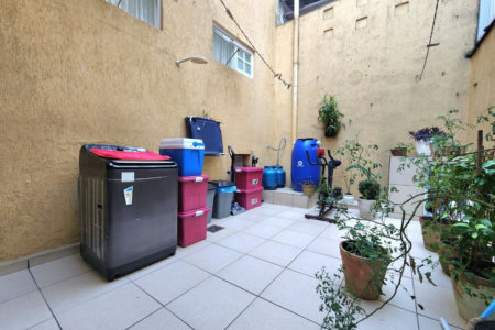 Casa próximo da praia com 3 dormitórios à venda, 128 m² por R$ 1.300.000 - Pompéia - Santos/SP