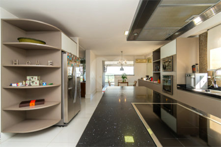 Apartamento à venda com 4 quartos, sendo 3 suítes,  em Campo Belo, São Paulo, SP