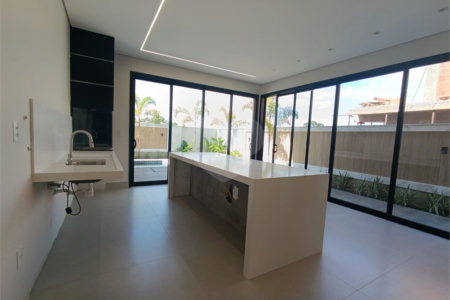 Casa à venda com 3 suítes no condomínio Villa Sapezal, Indaiatuba - SP