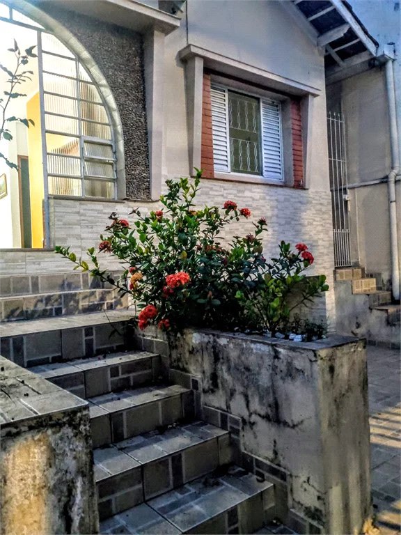 Casa à venda com 4 quartos, sendo 1 suíte, em Vila Cordeiro, São Paulo, SP