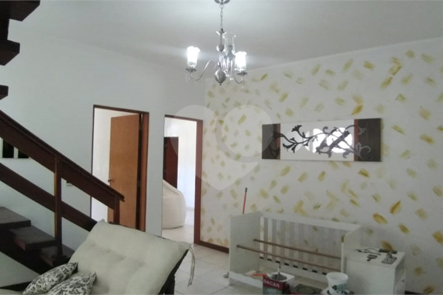 Casa à venda com 4 quartos, sendo 2 suítes, em Barreiro, Mairiporã, SP