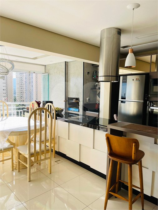 Apartamento à venda com 3 quartos, sendo 1 suíte,  em Vila Suissa, Mogi das Cruzes, SP