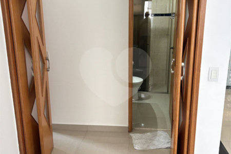 Apartamento à venda ou para alugar com 2 quartos em Mooca, São Paulo, SP
