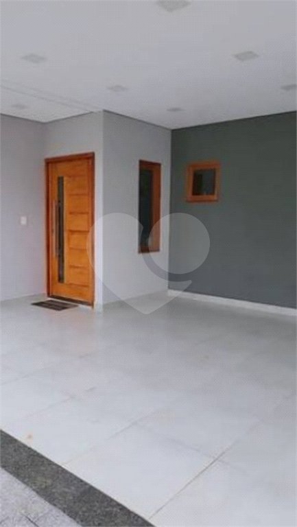 Casa à venda com 3 quartos, sendo 1 suíte, no condomínio Ibiti Royal Park, Sorocaba - SP
