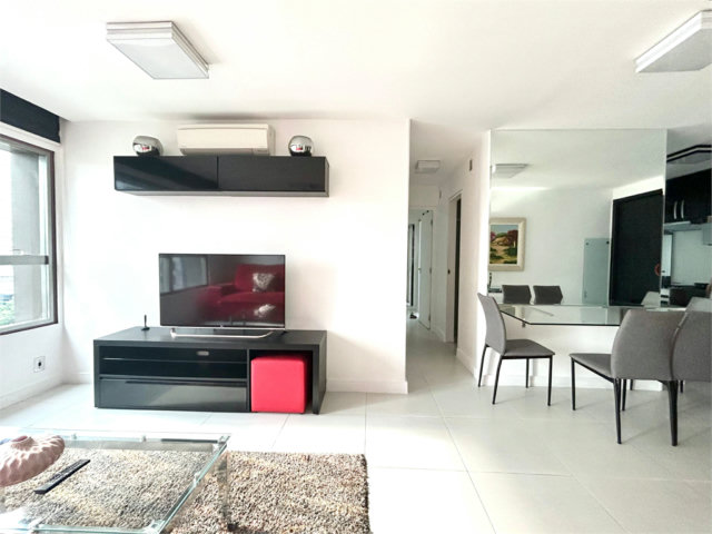 Apartamento à venda ou para alugar com 2 quartos, sendo 1 suíte,  em Brooklin, São Paulo, SP