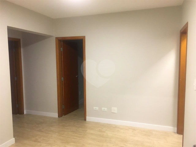 Apartamento à venda com 3 suítes em Santana, São Paulo, SP