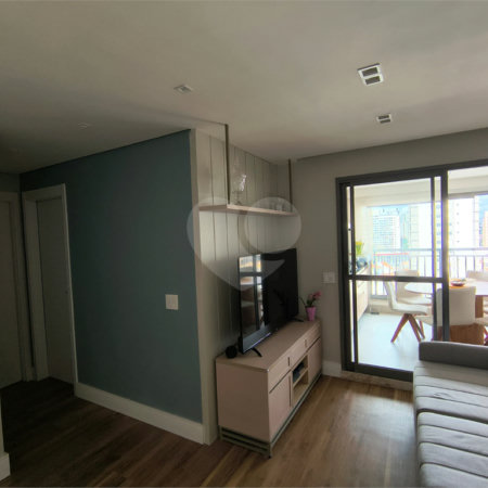 Apartamento à venda com 2 suítes em Vila Dom Pedro I, São Paulo, SP