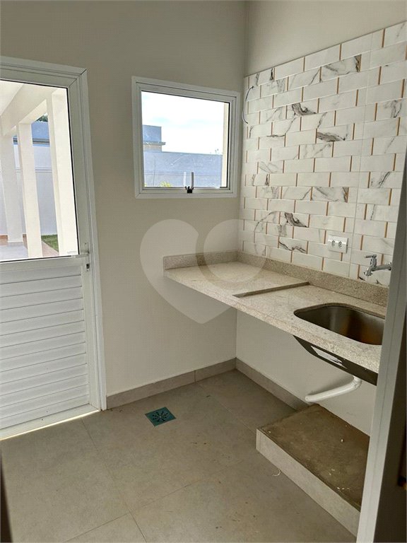 Casa à venda com 3 quartos, sendo 1 suíte, no condomínio Santa Mônica, Itu - SP