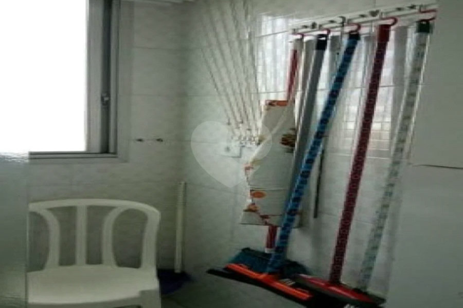 Excelente Apartamento de 02 dormitórios. Venha fazer uma Visita.