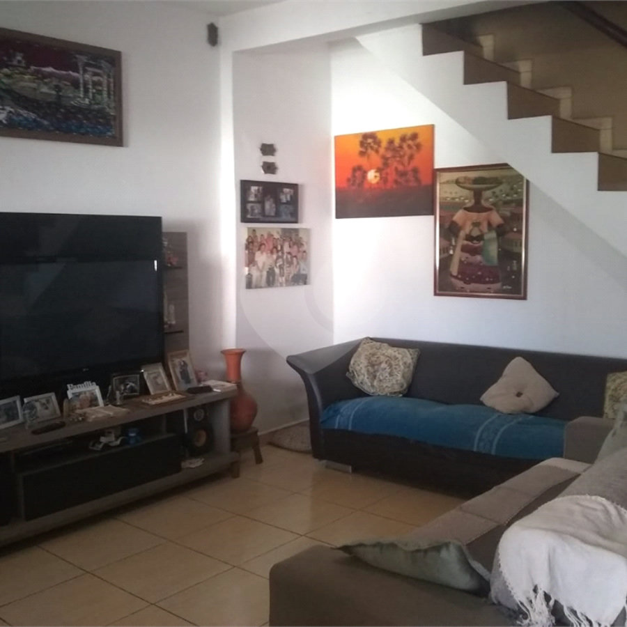 Sobrado à venda com 4 quartos, sendo 1 suíte, em Vila Medeiros, São Paulo, SP