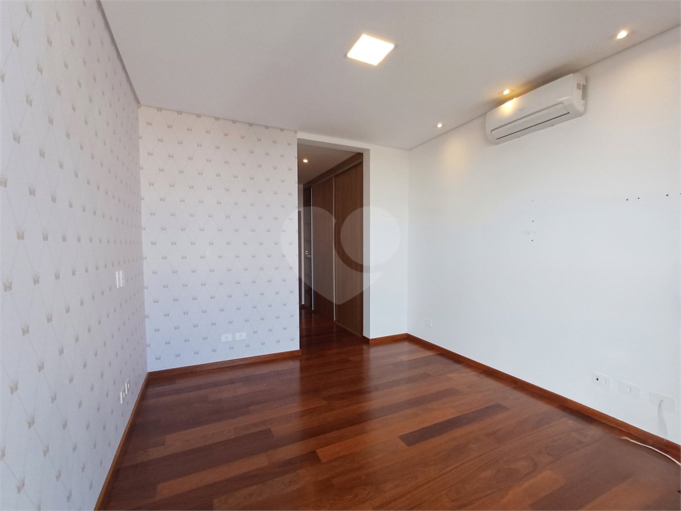 Casa à venda com 3 suítes no condomínio Alphaville Nova Esplanada 4, Votorantim - SP