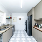 Casa à venda com 5 quartos, sendo 4 suítes, no condomínio Bounganville, São Paulo - SP
