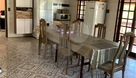 Casa à venda com 4 quartos, sendo 1 suíte,  em Loteamento Rancho Maringá II, Atibaia, SP
