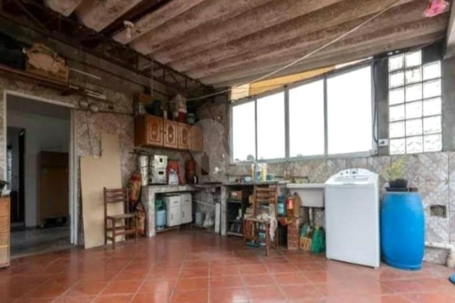 Casa à venda com 3 quartos, sendo 1 suíte, em Itaquera, São Paulo, SP